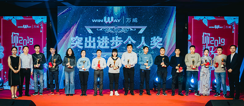 2019е滮2018佱ʤٿ