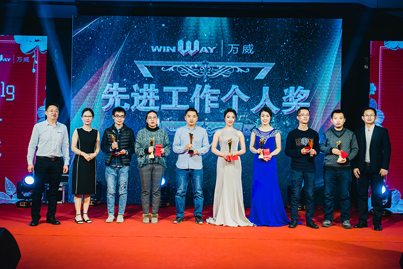 2019е滮2018佱ʤٿ